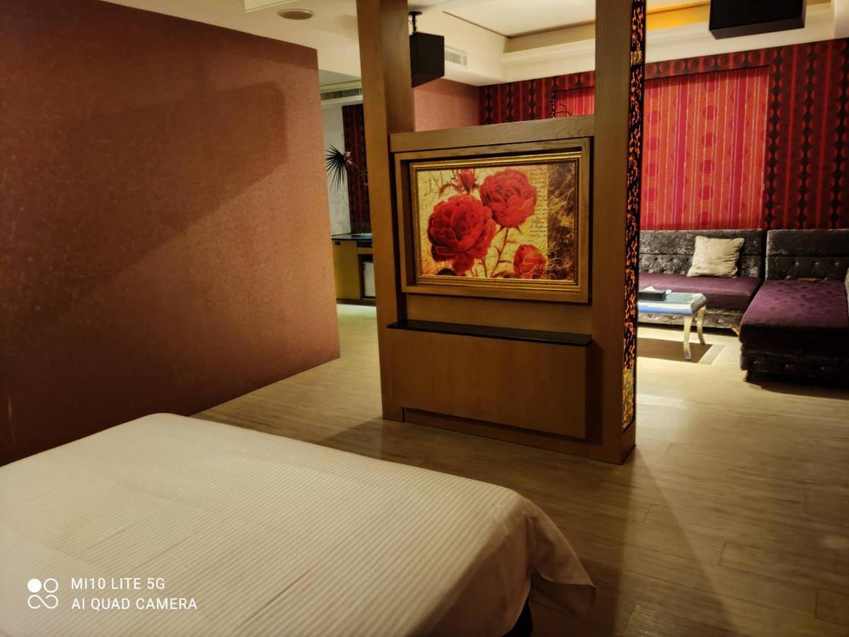 Blue Sky Motel Гуишан Екстериор снимка