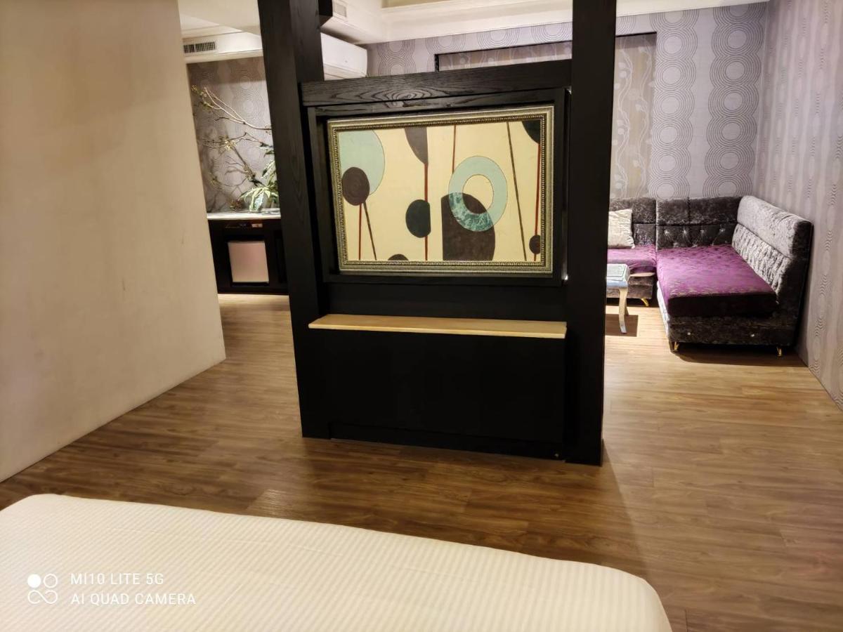 Blue Sky Motel Гуишан Екстериор снимка