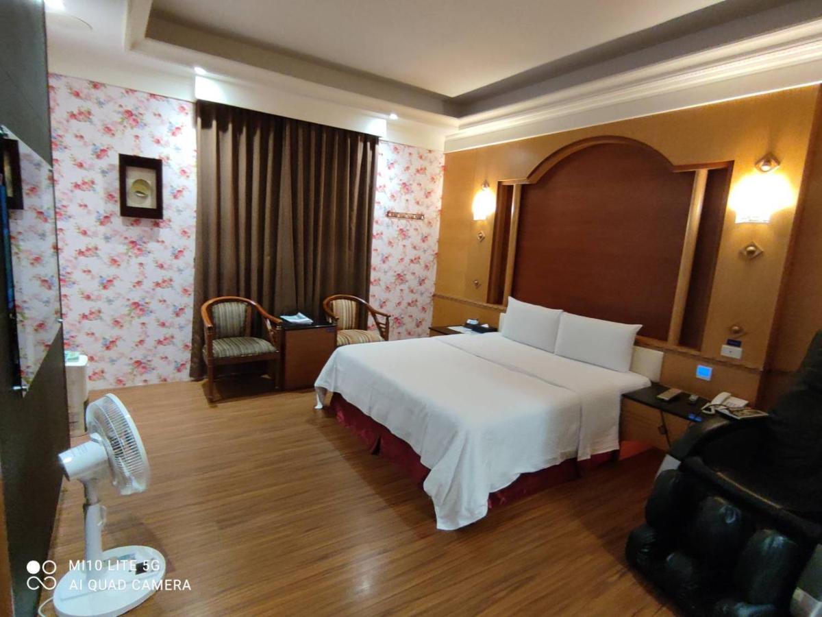 Blue Sky Motel Гуишан Екстериор снимка