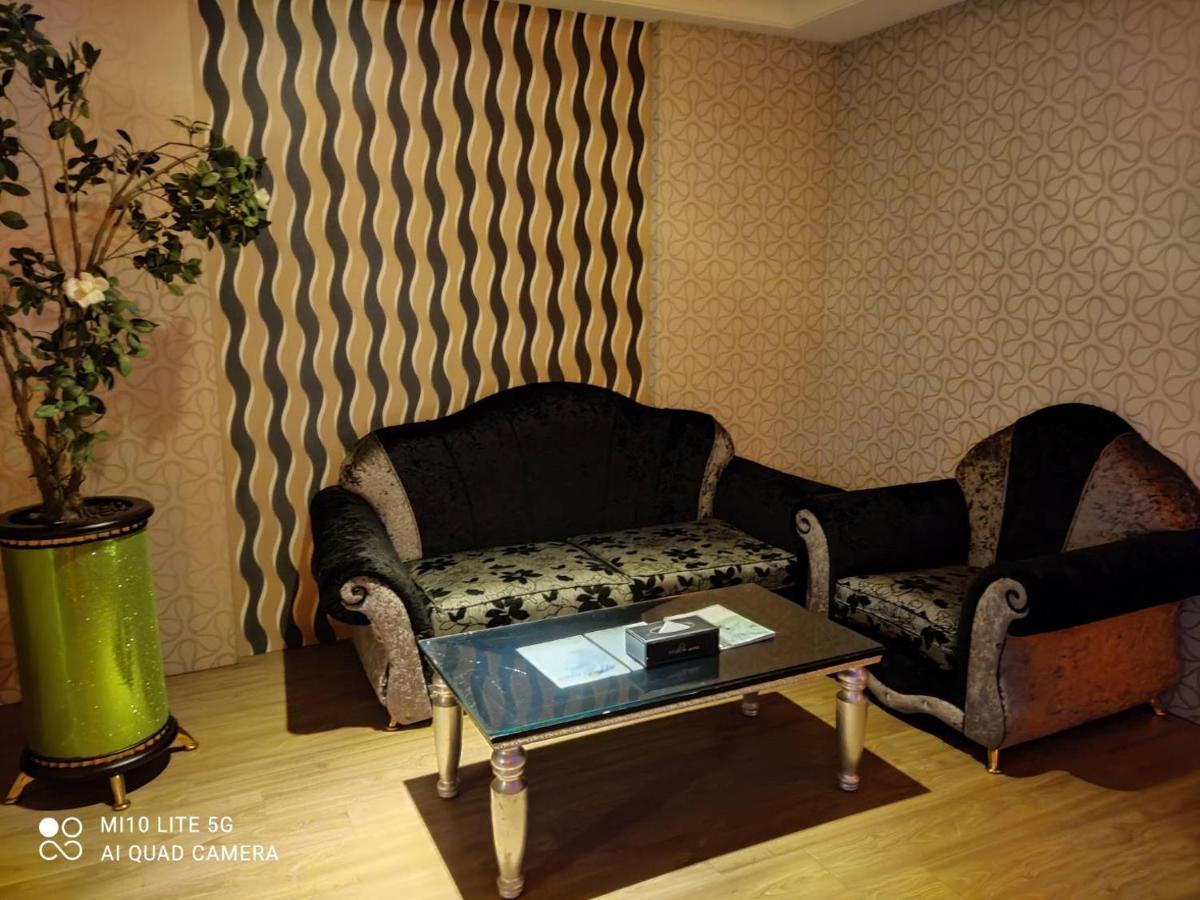 Blue Sky Motel Гуишан Екстериор снимка